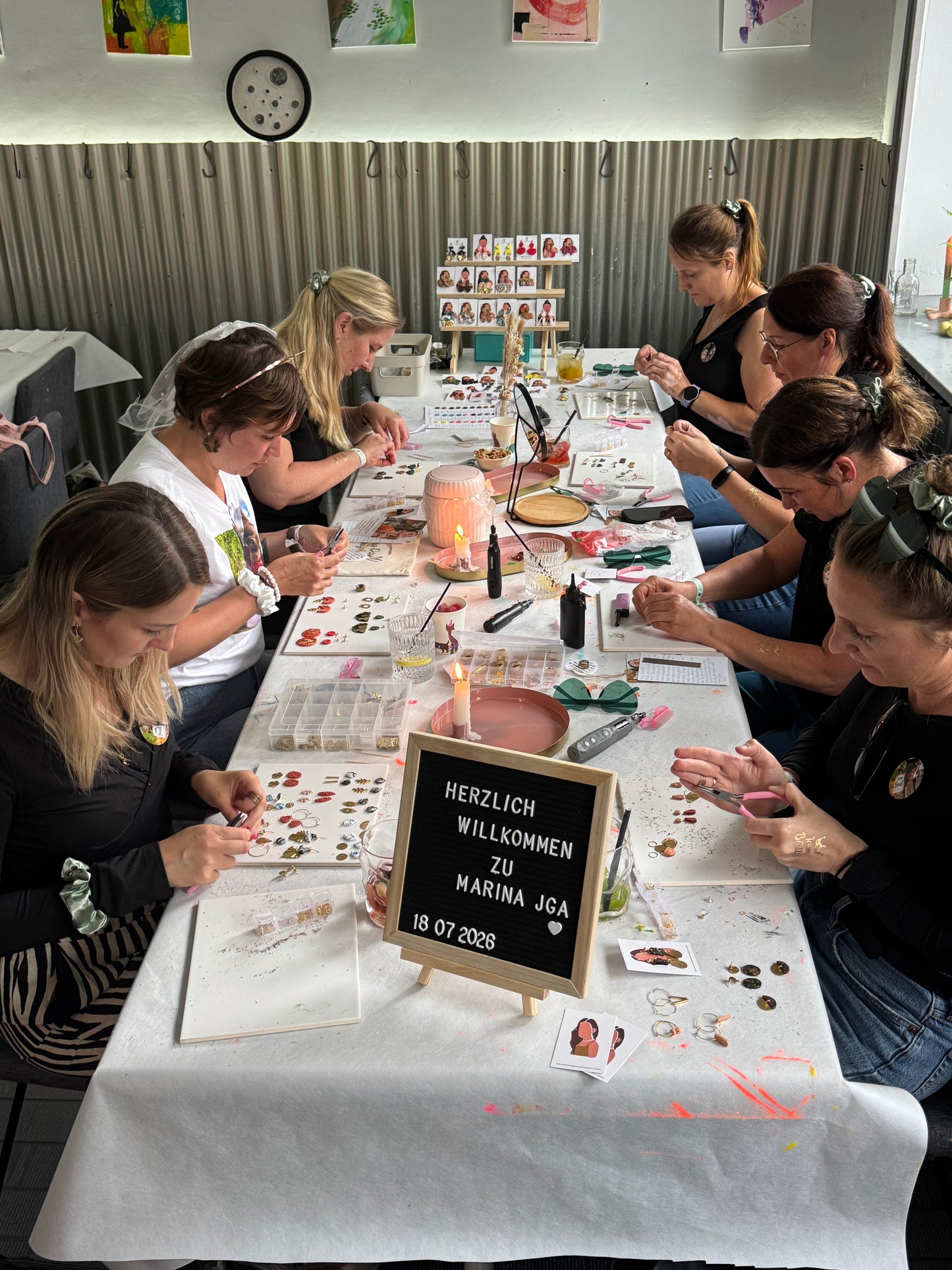 💖 CREATE & MEET - Schmuck Workshop mit Bowl/Kuchen im SHADES Dortmund