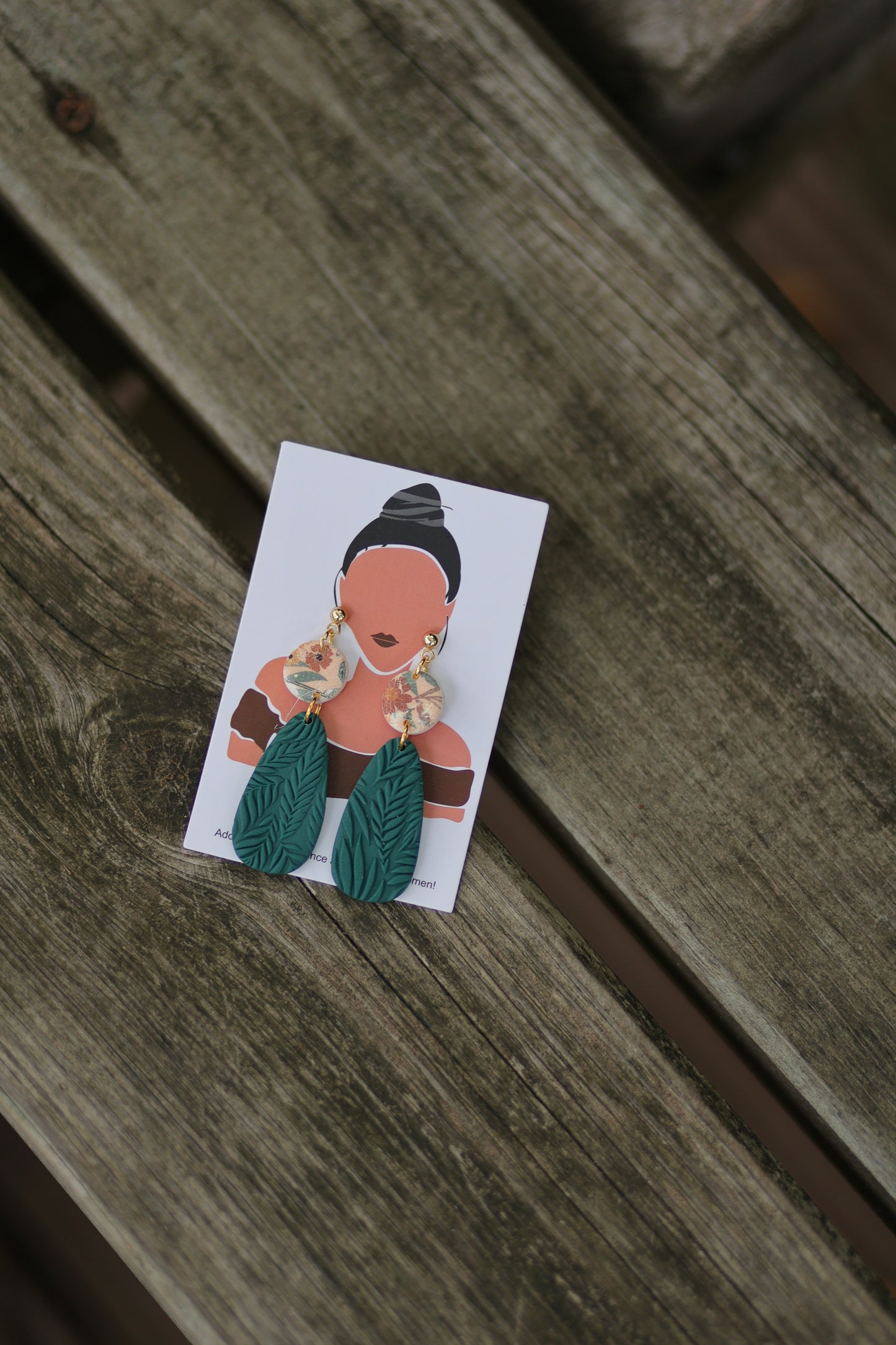 Ohrstecker hängend I Kollektion Coralie I