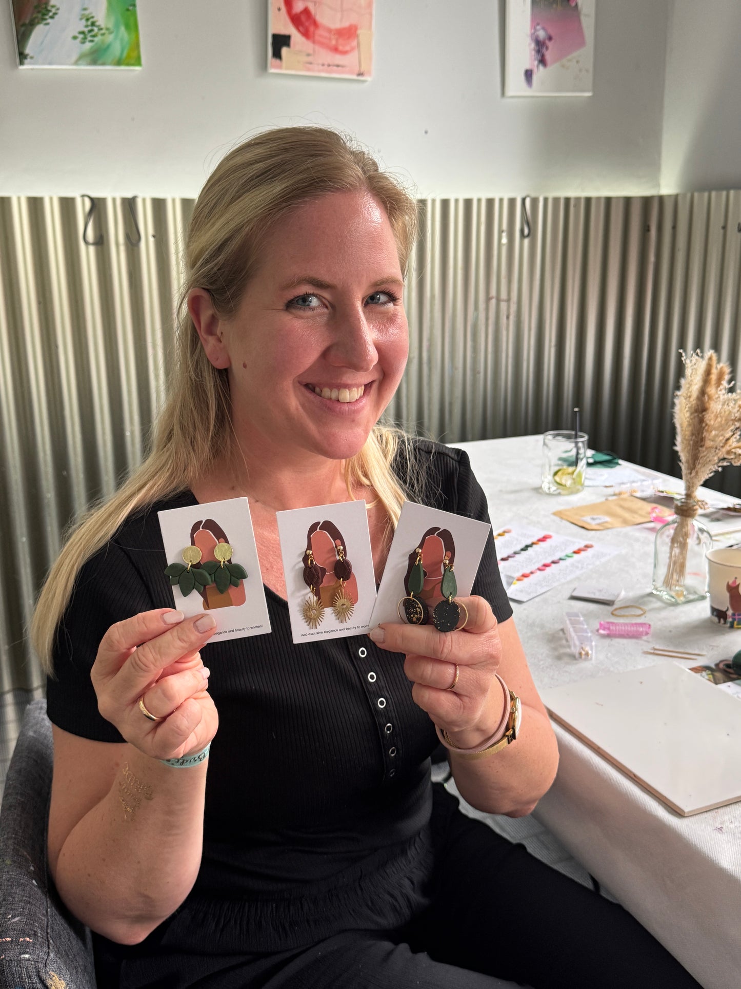 💖 CREATE & MEET - Schmuck Workshop mit Bowl/Kuchen im SHADES Dortmund