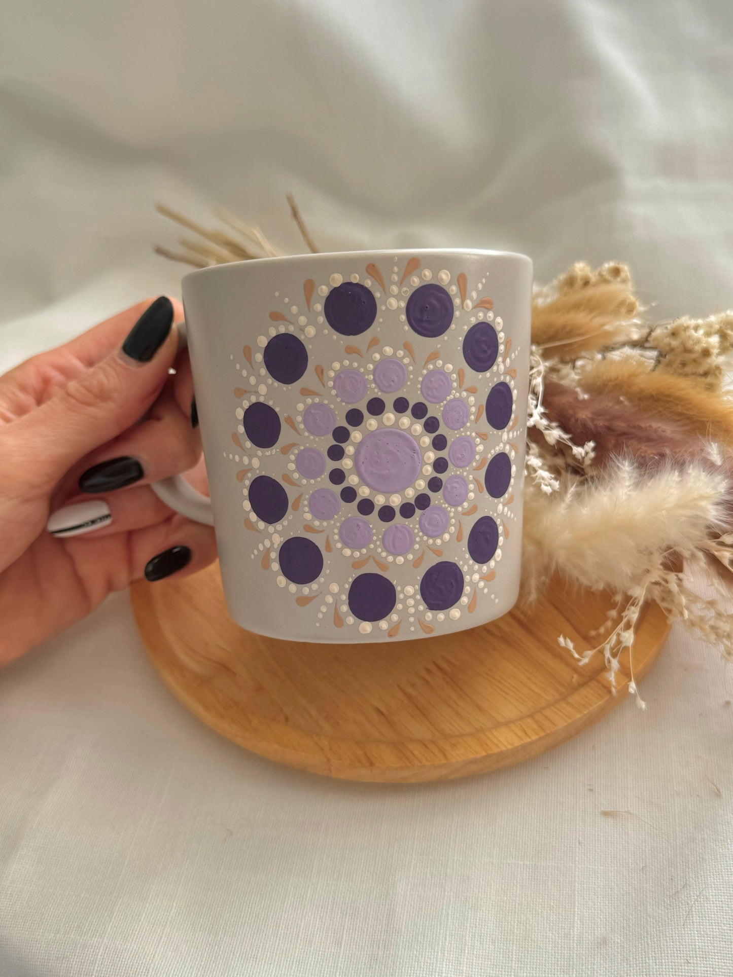 Handbemalte Mandala-Tasse - Einzigartig und Spülmaschinenfest - Lila